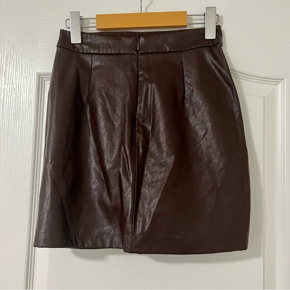 Stradivarius PU Wrap Skirt in Brown - Picture 3 of 6